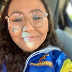 Meet your Posher, Summer